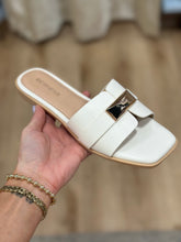 Kallen Slide Sandal w Buckle White