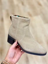Toms Delilah Suede Boots Taupe