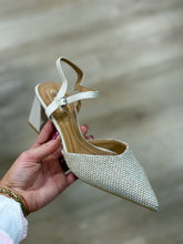 Fabric Pump w Pointed Toe Beige