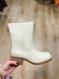 Mia Augustin Ankle Boots Ivory