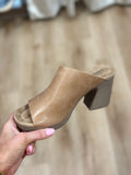 Morgen Chunky Heel Mule Taupe