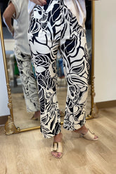 Charlie B Cropped Pant Botanical