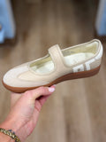 Back 70 Aya Beige Milk