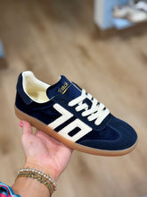 Back 70 Cloud W26 Sneaker Royal Butter