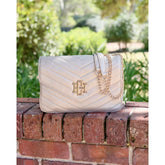 Caroline Hill Mia Crossbody Pearl VQ