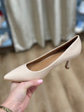 Caitlin Pointed Toe Pump Beige