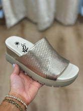 OTBT Norm Wedge Sandal Gold