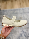 Born Newbury Jane Cream Knit