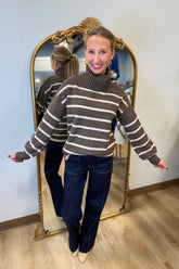 Renuar Knit Long Sleeve Turtle Neck Sweater