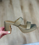 Matisse Delancy Platform Heel Honey