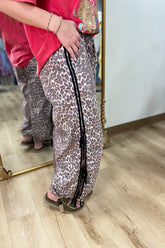 On the Run Leopard Bow Track Pant