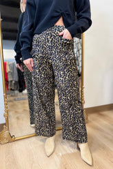 Go To Front Pocket Pants Leopard Velvetine