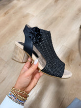 Zaki Block Heel Sandal Black