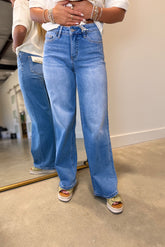 Bayeas Mid Rise Wide Leg Jean Medium Blue