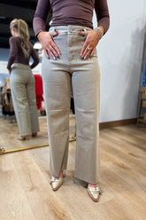 Hug Me Tight Jeans Stone