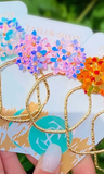 Taylor Shaye iridescent flower hoops pink/round