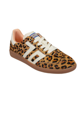 Back 70 Cloud Leopard Camel White Sneaker