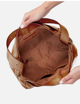 HOBO Render Shoulder Bag Truffle