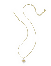 Kendra Scott Dira Pearl Gold Short Pendant Necklace