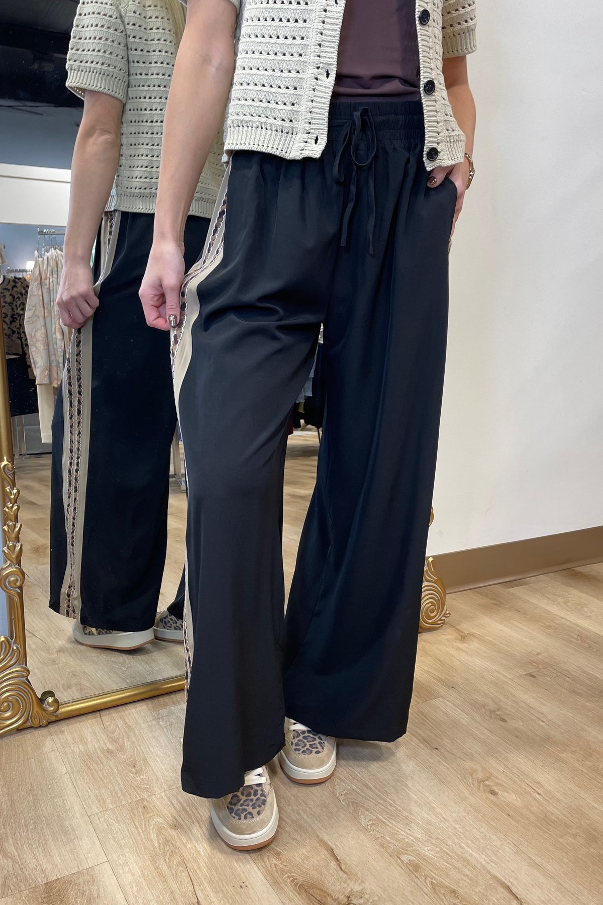 Umgee Leopard Trim Pants Black