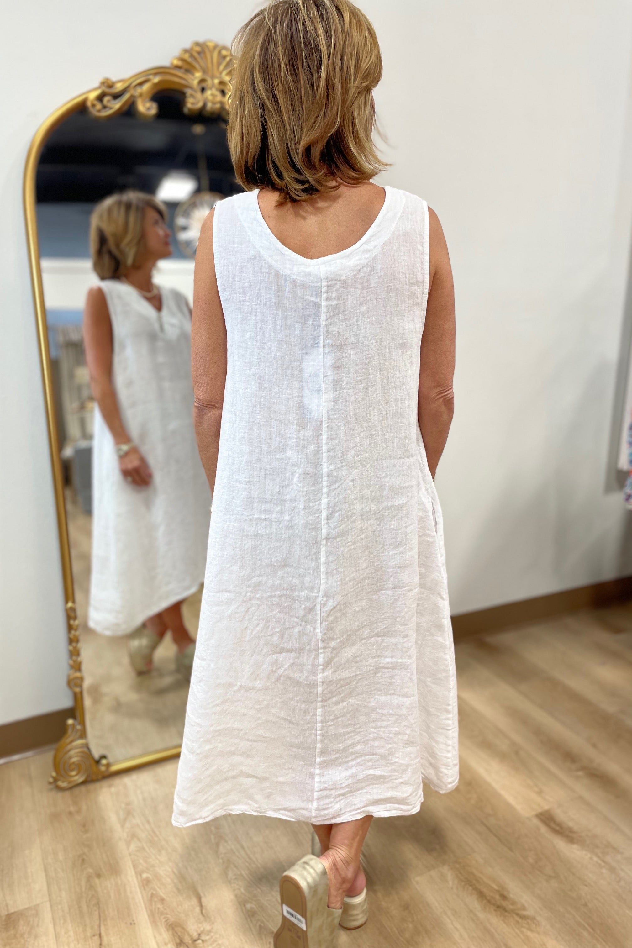 Tempo Paris 5 Button Dress White
