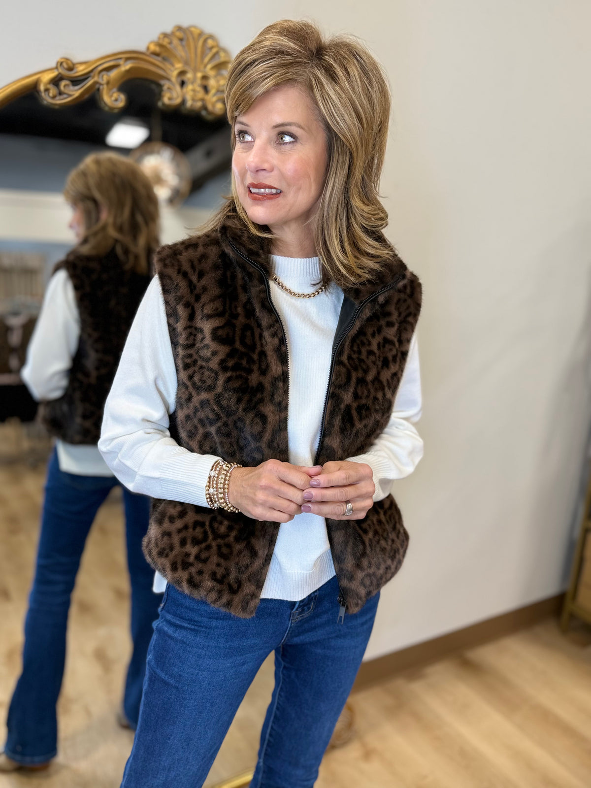 Renuar Faux Fur Vest Chestnut