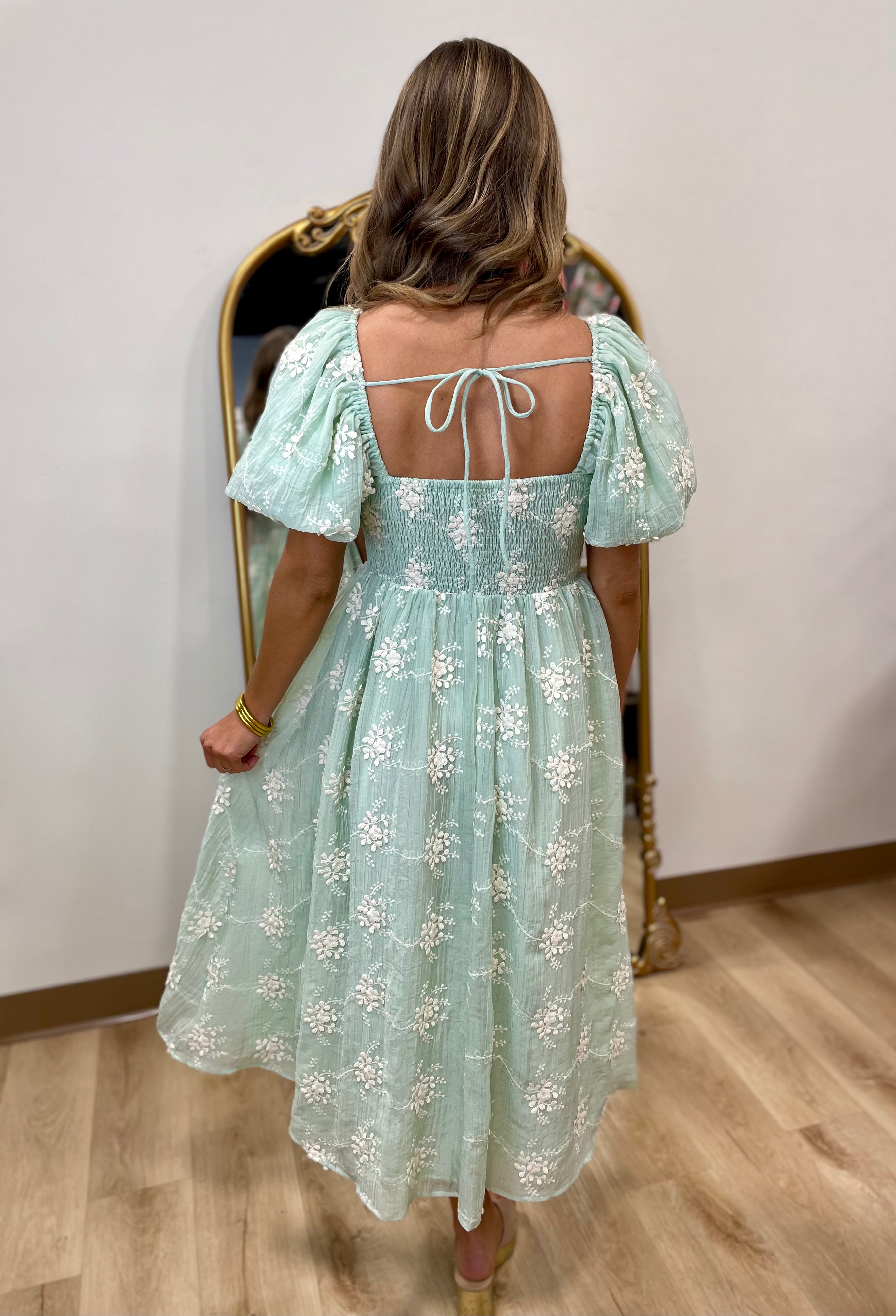 Willow Bloom Embroidered Midi Dress Mint