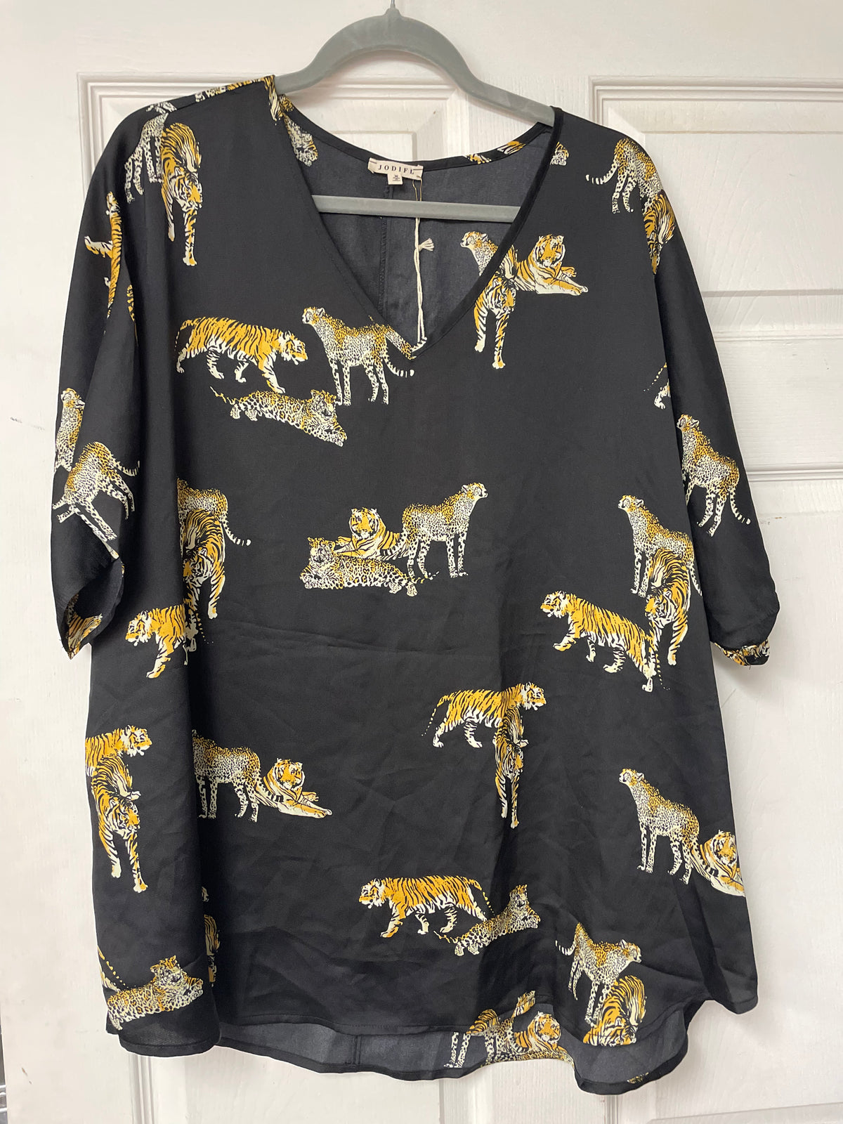 Freda Animal Print Oversized Black