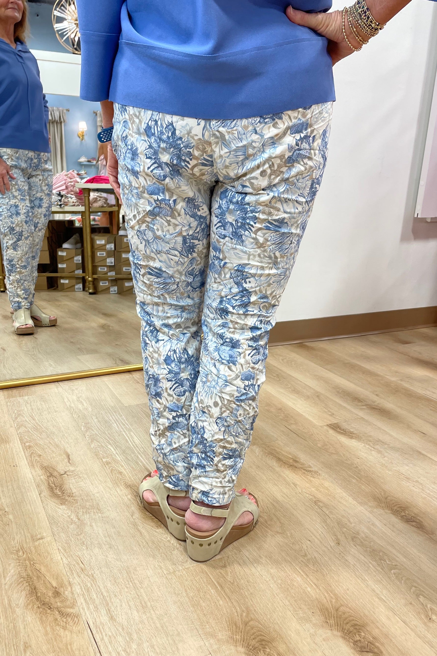 Charlie B Printed Crinkle Bengaline Pant Coastal