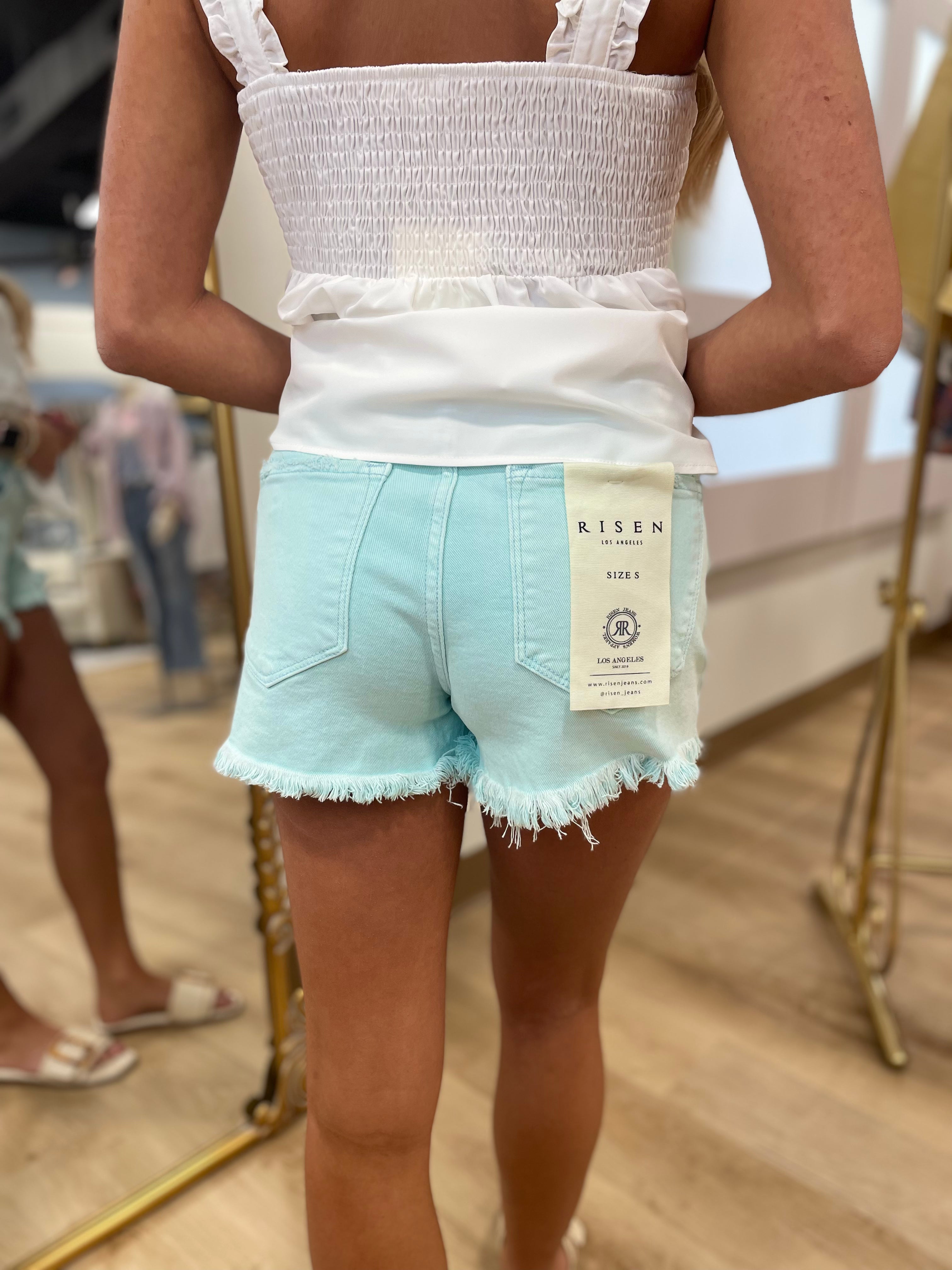 Risen Mid Rise Shorts Frayed Hem Mint