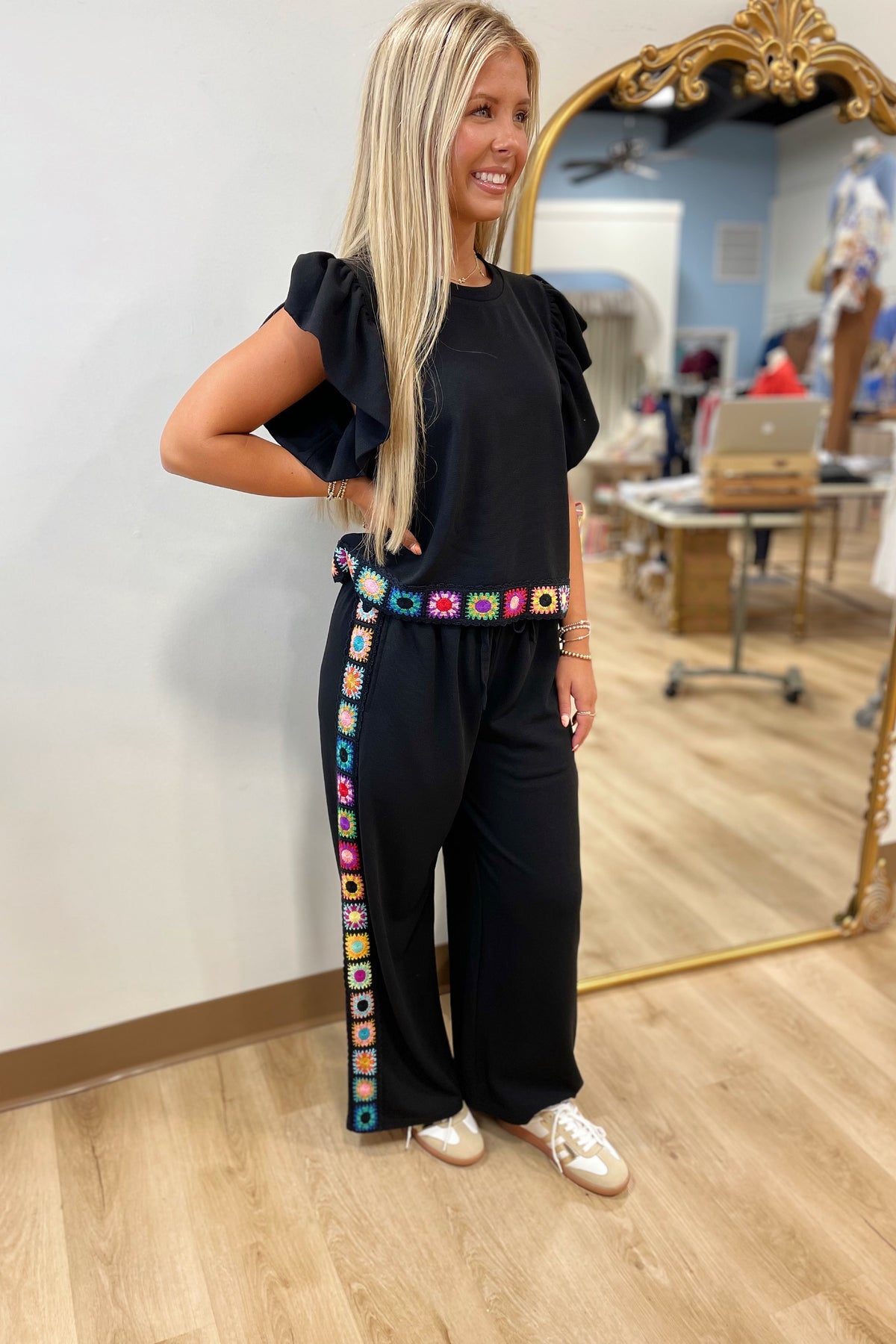 Sunburst Trim 2 Piece Set Black