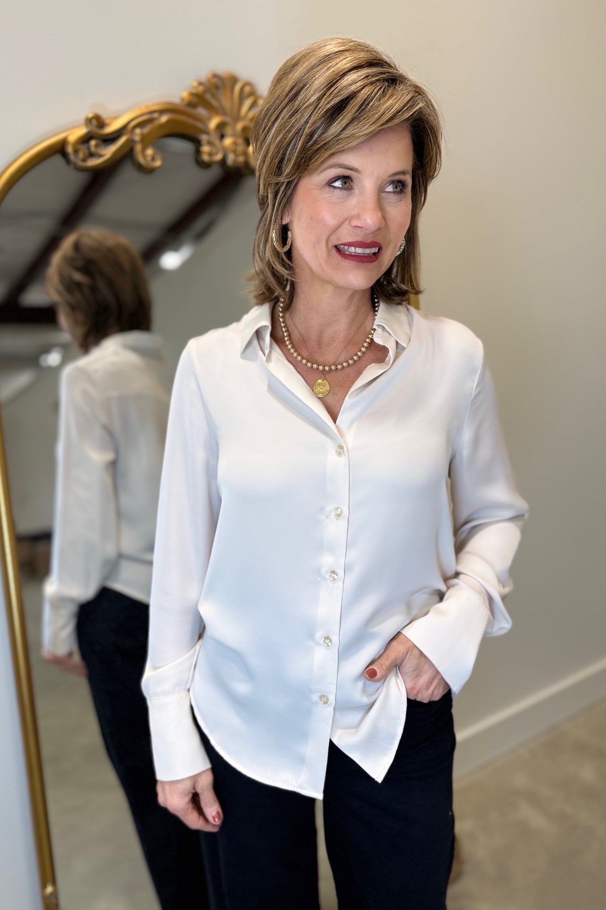Renuar Long Cuffed Sleeve Blouse Oyster