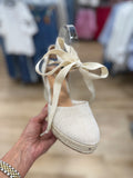 Ditch Espadrille Closed Toe Wedge Beige Linen