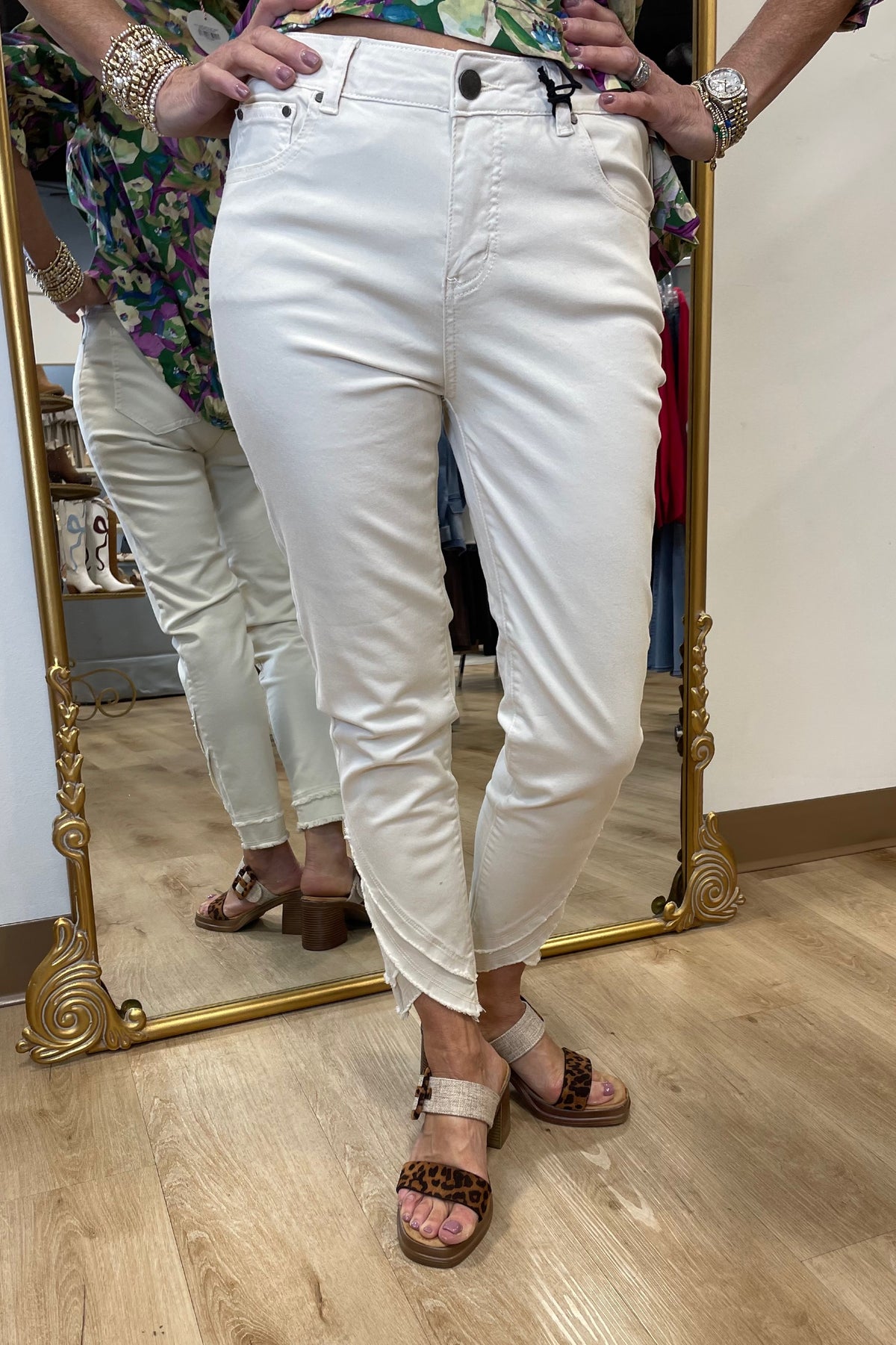 APNY Frayed Tulip Hem Pant Natural