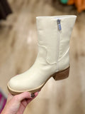 Mia Augustin Ankle Boots Ivory
