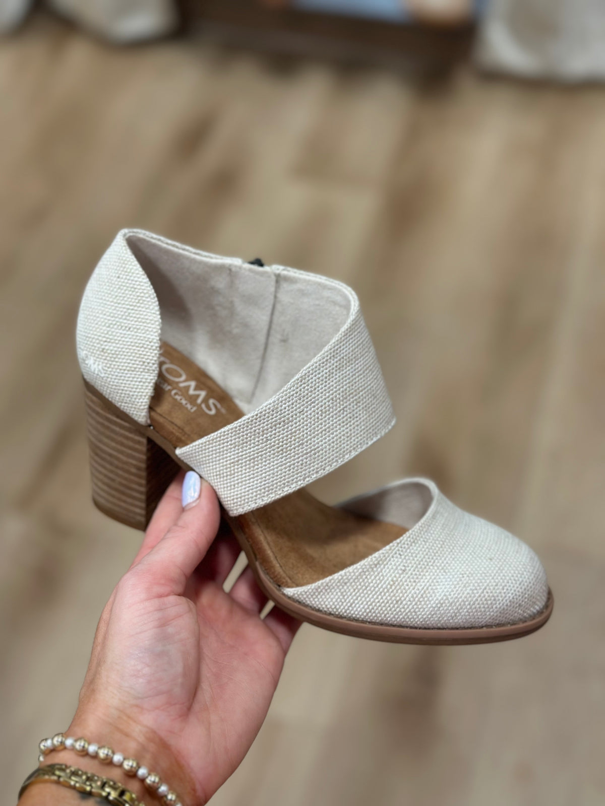 Toms Milan Block Heel Shoe Natural