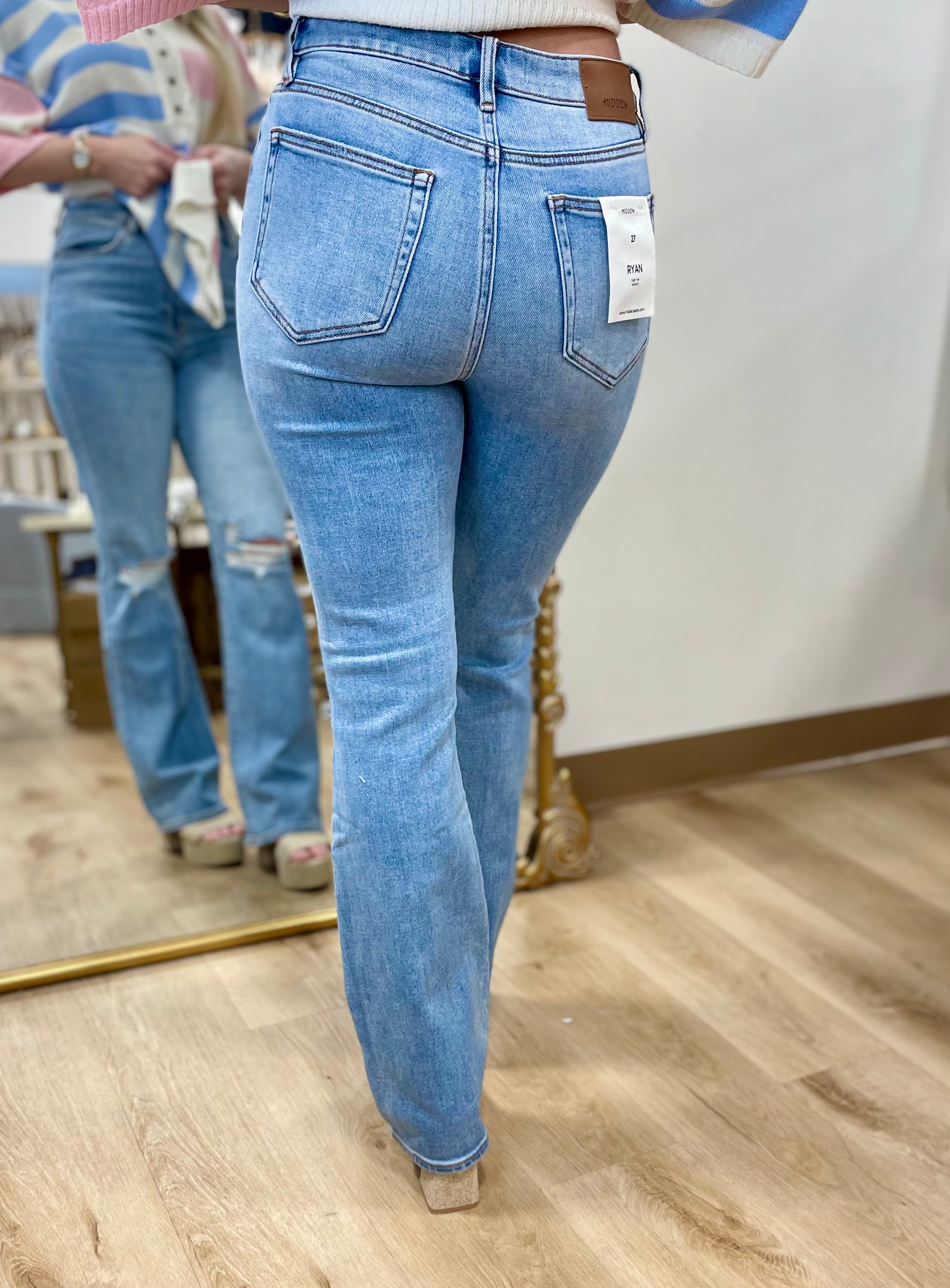 Hidden Ryan Bootcut Light