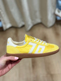 Back 70 Ghost Sneaker Banana
