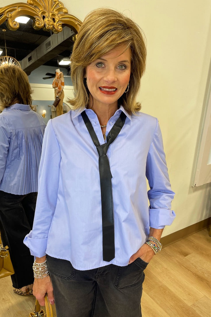 Renuar Pleat Back Shirt Bluebell – Expectations Too