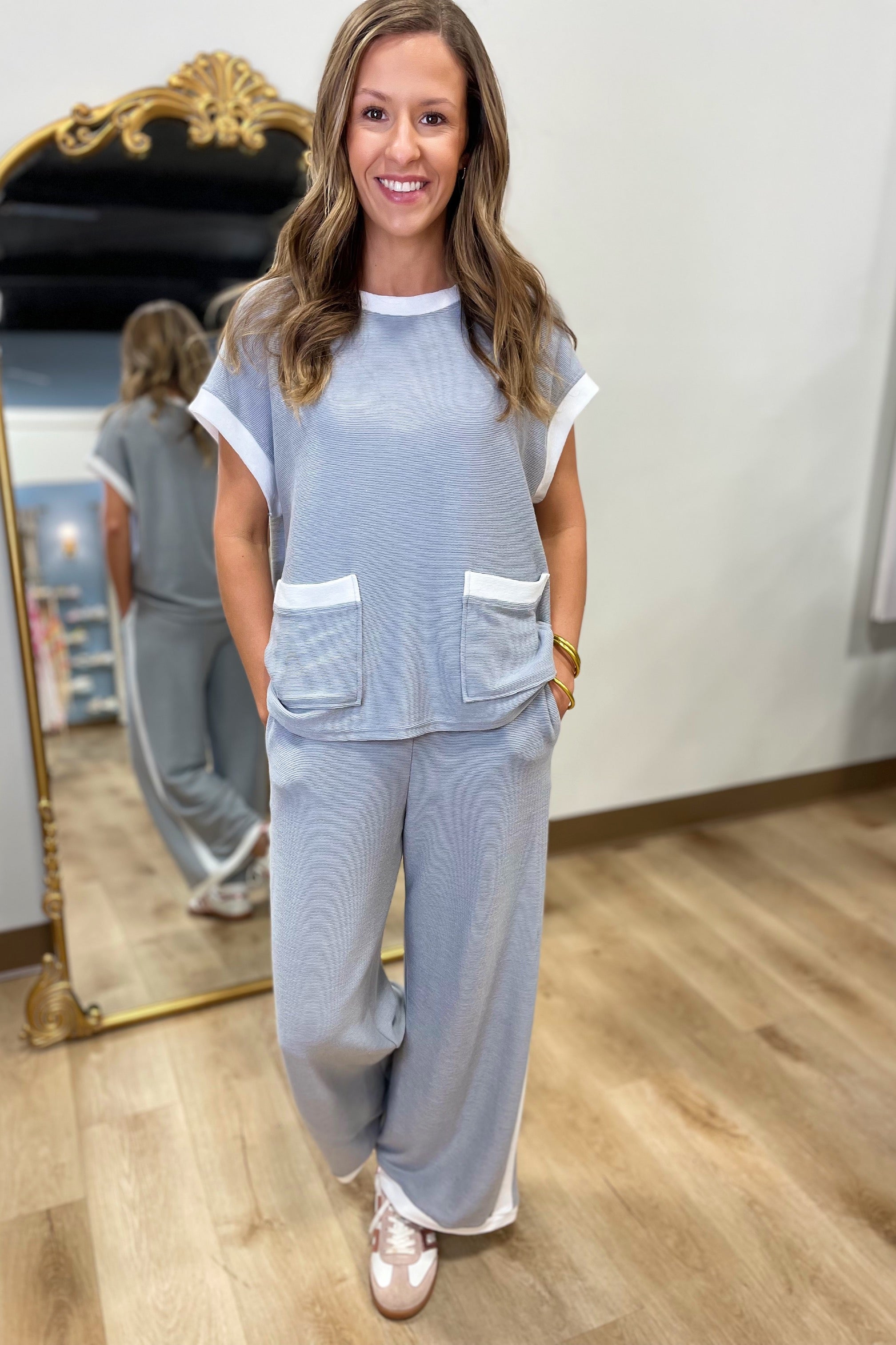 Graceful Travel Days 2 Piece Set