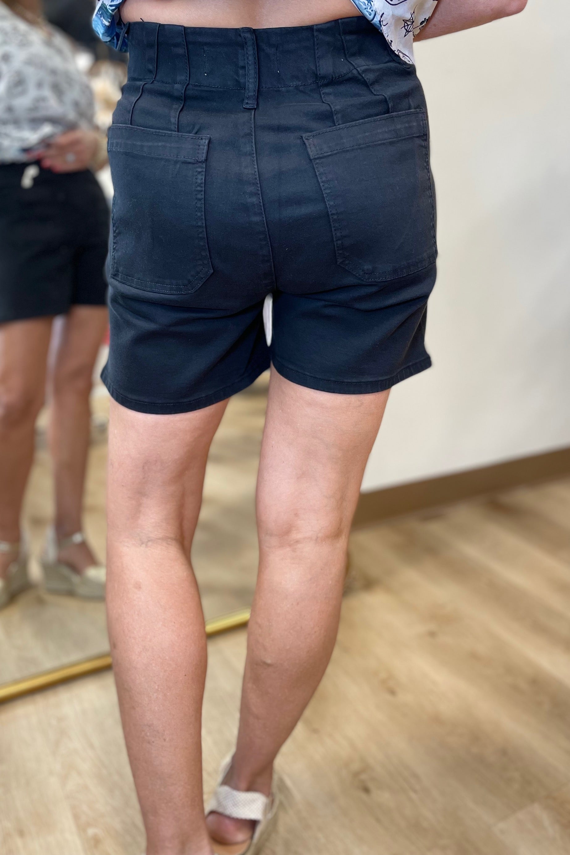Charlie B Short w Patch Pockets Black