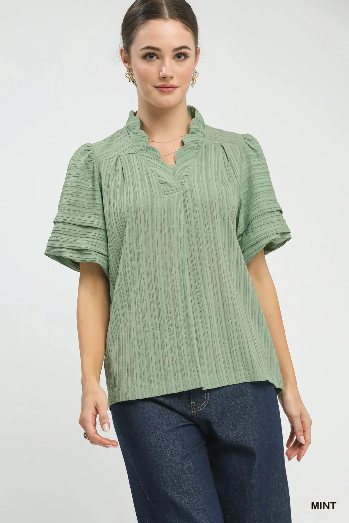 Umgee Scallop Detail Blouse Mint