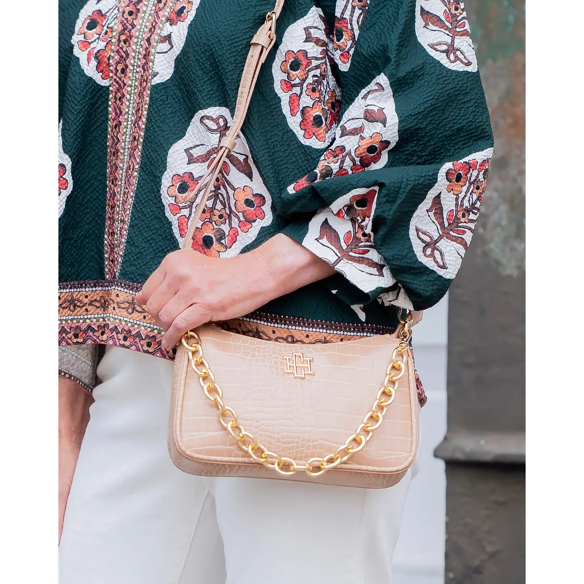 Caroline Hill Joan Crossbody Latte