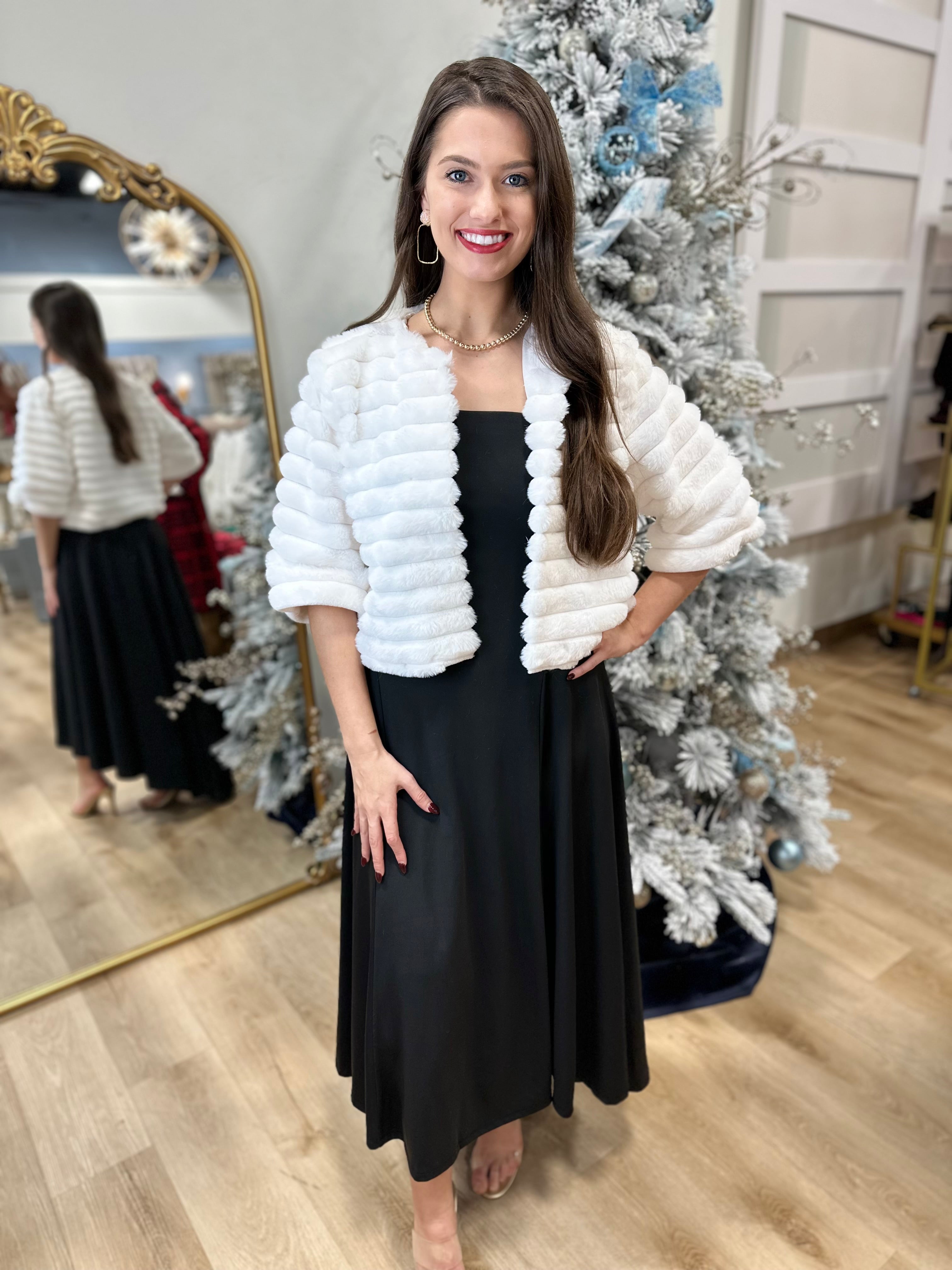 Half Sleeve Faux Fur Crop Jacket -off white