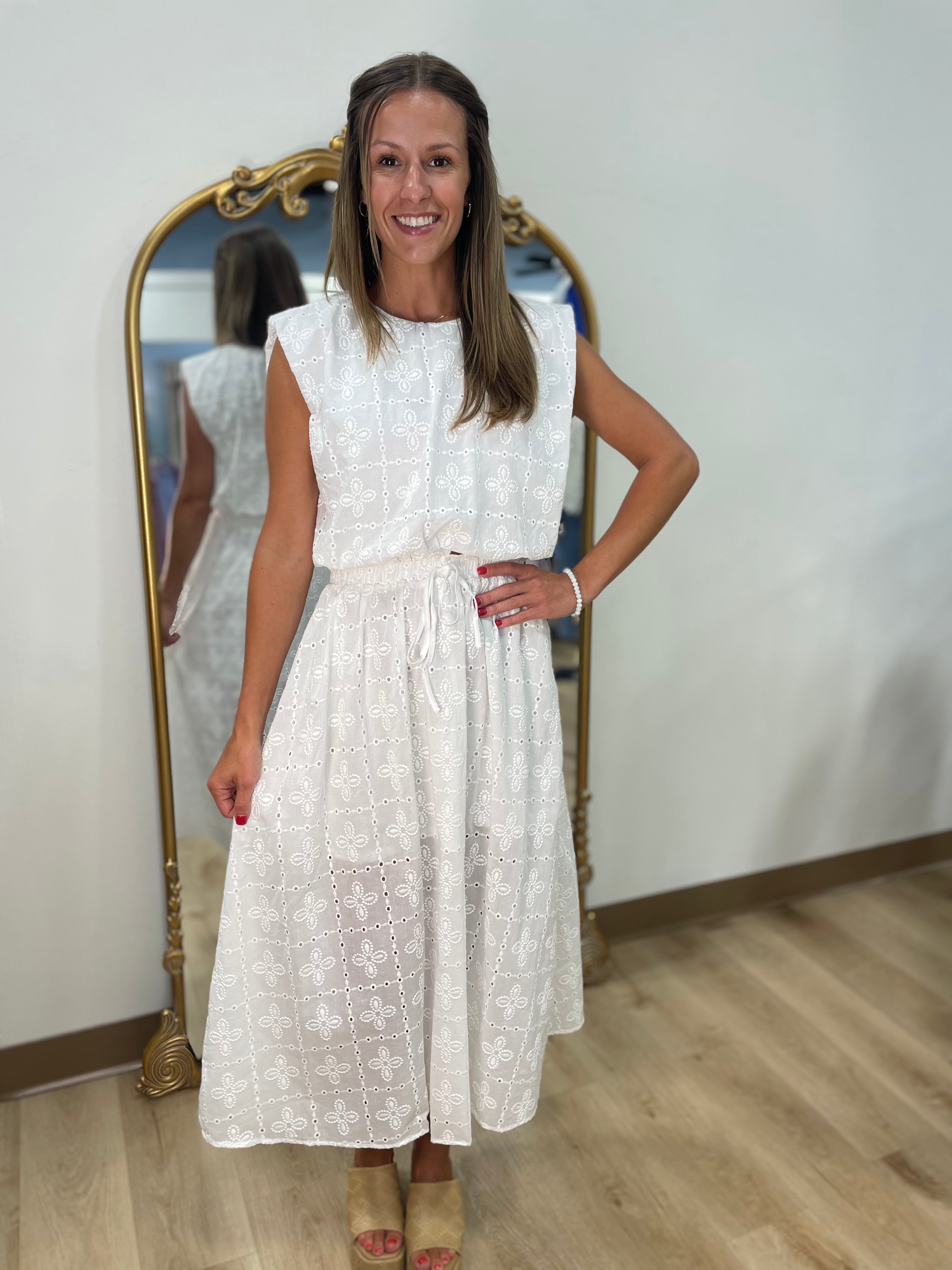 Eyelet Delight w Piece Skirt Set White