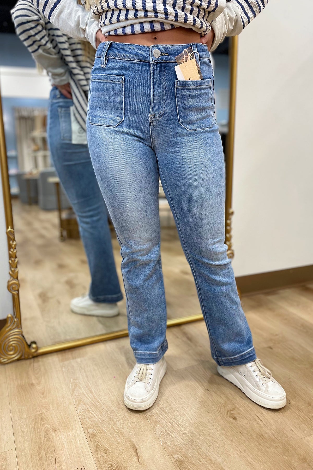 Risen Patch Pocket Jeans Medium