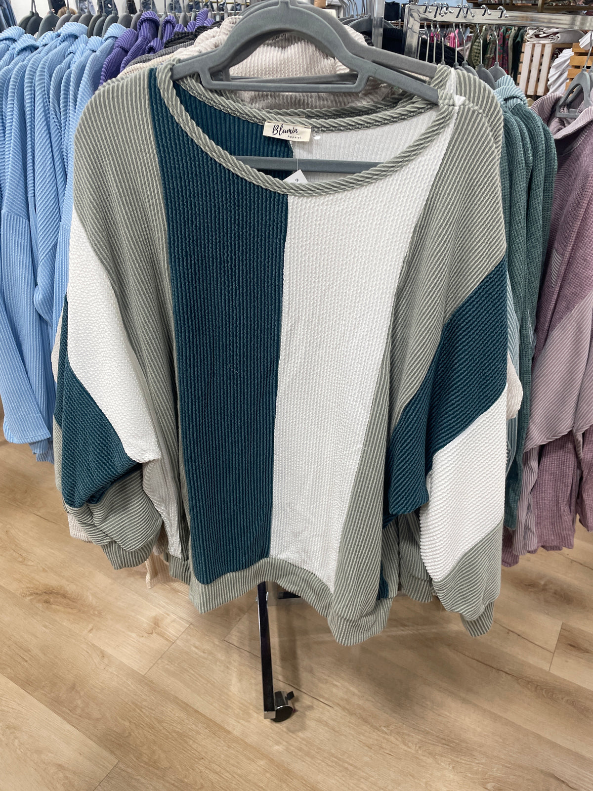 Vertical Block Pullover Green