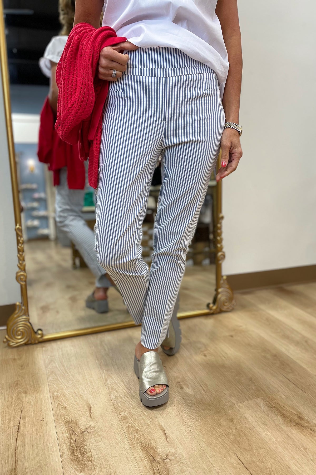Renuar Chambray Stripe Woven Pant