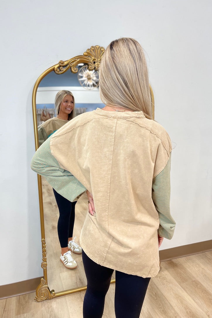 That's the Truth Pullover Camel