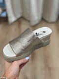 OTBT Norm Wedge Sandal Gold